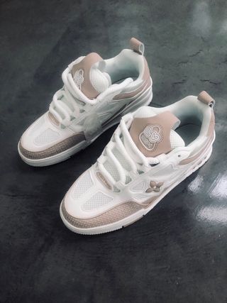 Sneakers LV Skate Beige e Bianche 43.5