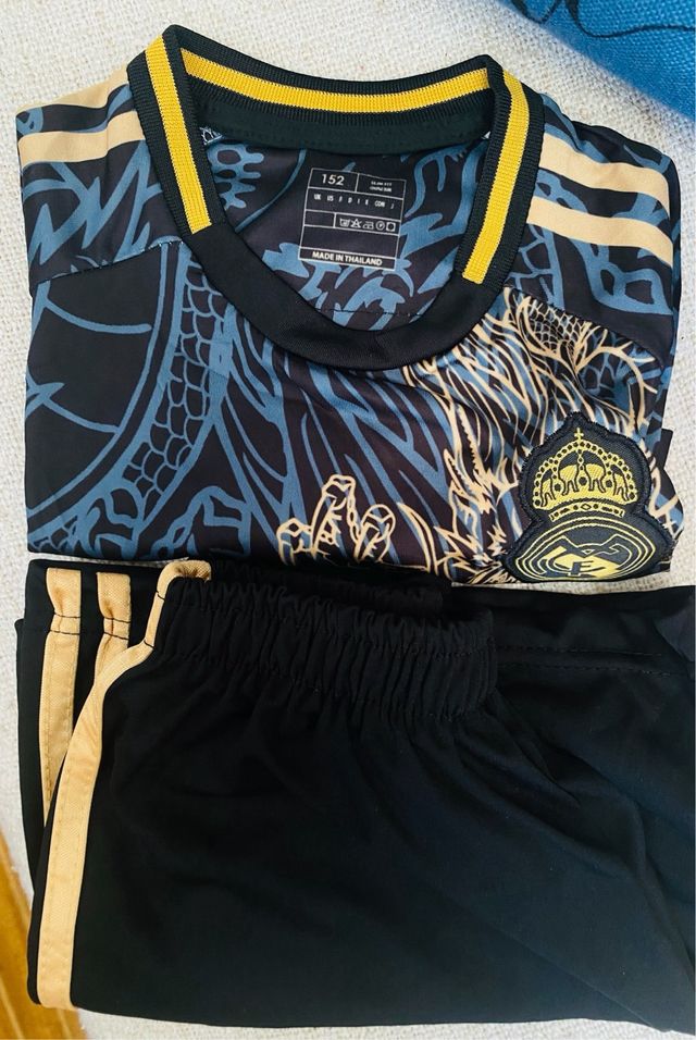 Conjunto fútbol niño Ronaldo 7 dragón negro