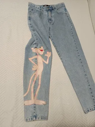 Vaqueros Bershka Pantera Rosa Talla 36