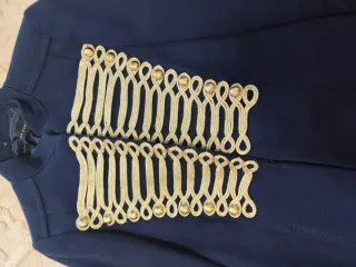 Americana Zara azul con detalles dorados Talla S