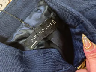 Americana Zara azul con detalles dorados Talla S