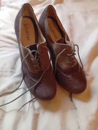 Zapatos de tacón beige y marrón talla 37