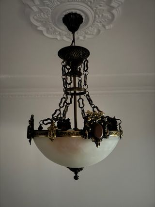 Lámpara de techo de cristal y metal