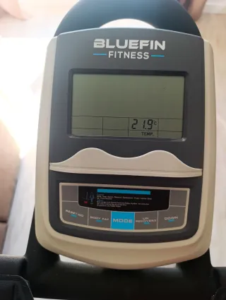 Bicicleta spinning VOLANTE DE INERCIA 25 KG.