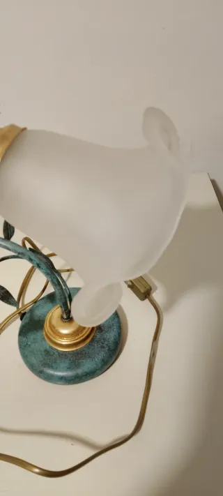 Lampada da tavolo vintage fiore