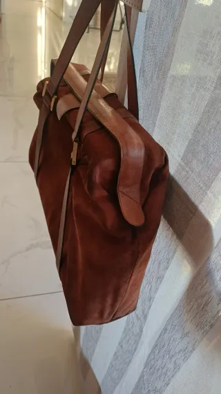 Borsa vintage in pelle scamosciata