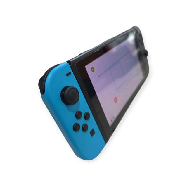 CONSOLA NINTENDO SWITCH HAC-001(01) + DOCK + CABLEADO + GRIP