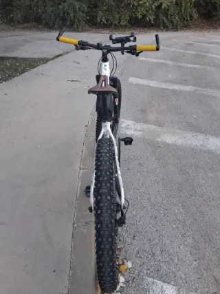 Bicicleta GHOST Kato Pro 6 27.5