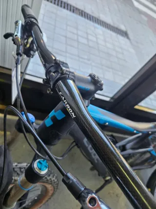 Bicicleta Cube Stereo 29