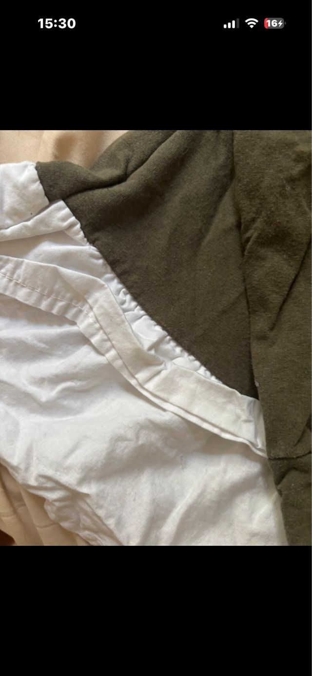 Sudadera verde y blanca