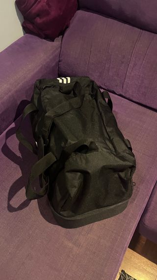 Mochila entrenamiento Adidas negra