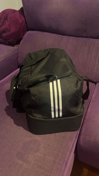 Mochila entrenamiento Adidas negra