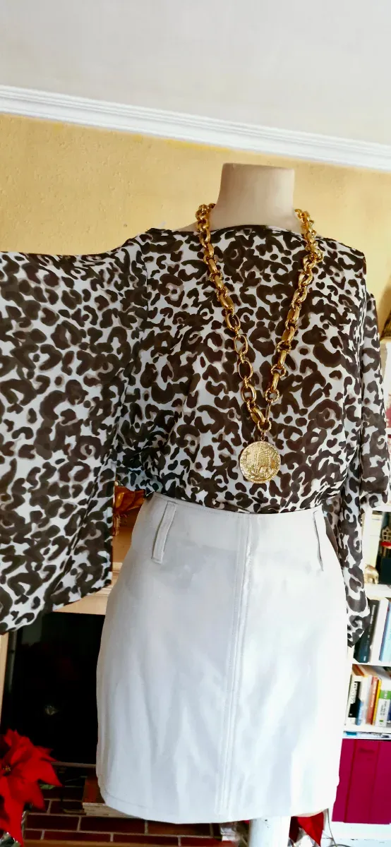 Blusa Caftán Estampada estilo animal print Nueva