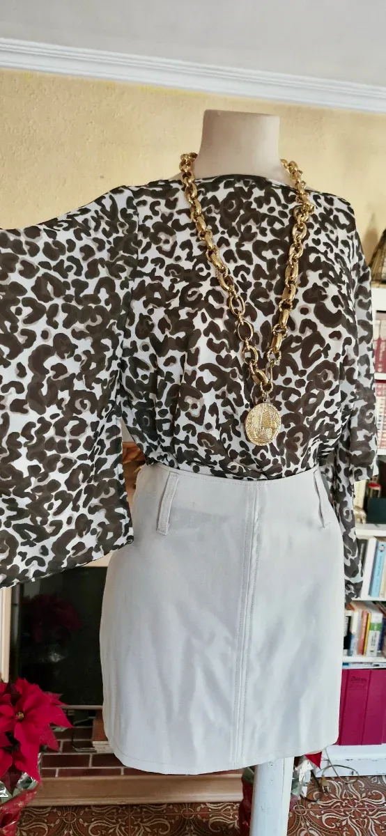 Blusa Caftán Estampada estilo animal print Nueva