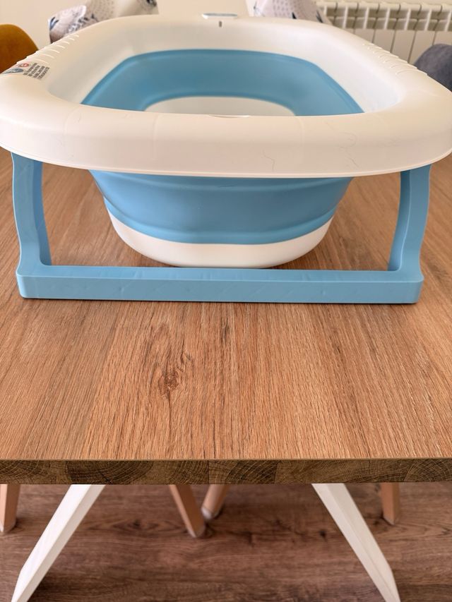 Banheira dobrável para bebê, nova sem uso