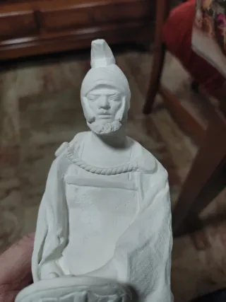 Figuras escayola: Capitán Romano y Egipcio