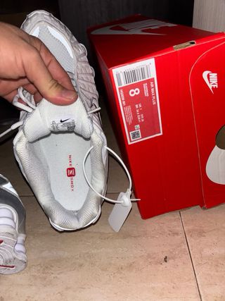 Nike Shox plateadas y blancas