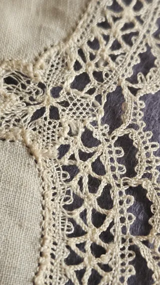 Pañuelo antiguo lino bolillo manual 1900