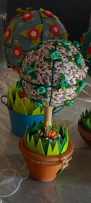 Alberelli decorativi fatti a mano
