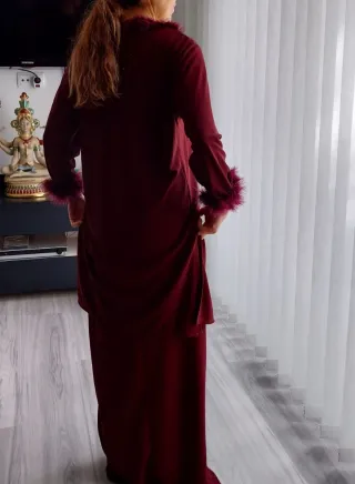 Vestido de fiesta elegante, granate casi sin uso