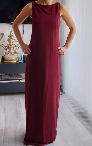 Vestido de fiesta elegante, granate casi sin uso
