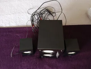 Altavoces multimedia para PC y TV