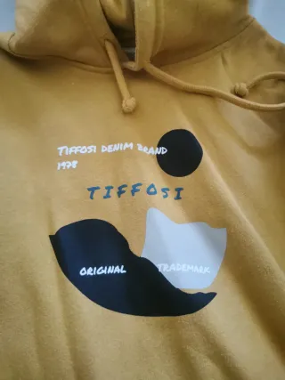 Sudadera Tiffosi Amarilla con Estampado