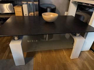 Tavolo da centro in cristallo nero e bianco