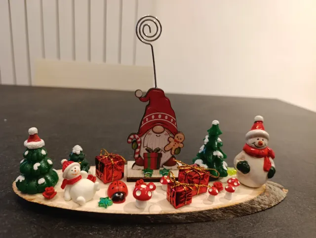 Portafoto Natalizio Gnomo con Alberi e Pupazzi
