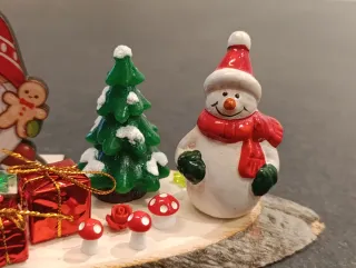 Portafoto Natalizio Gnomo con Alberi e Pupazzi