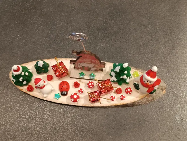 Portafoto Natalizio Gnomo con Alberi e Pupazzi