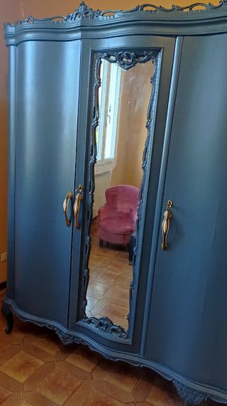 Armadio blu/grigio con specchi