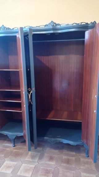 Armadio blu/grigio con specchi