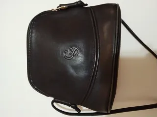 Bolso Piel Vintage Carla Sade Negro