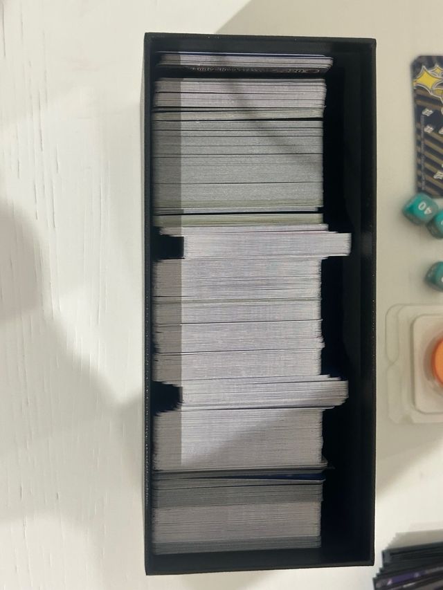 Caja de cartas Pokémon Pikachu