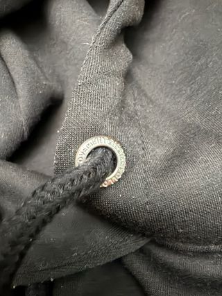 Sudadera SikSilk Negra con Detalles Rojos