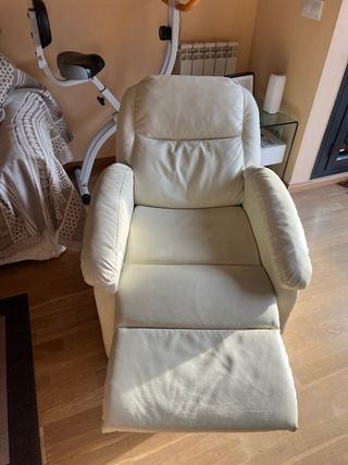 Poltrona relax beige in pelle