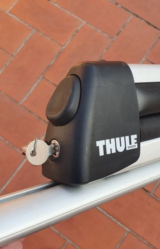 Barras+Portaesquís Thule para 3 pares o tabla
