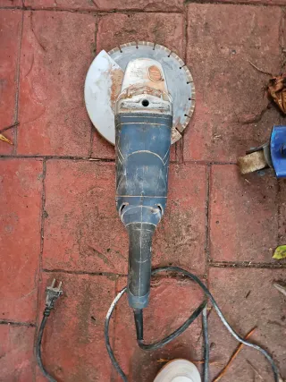 Amoladora/ Radial Dexter 2100W Usada