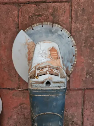 Amoladora/ Radial Dexter 2100W Usada