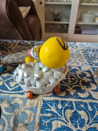 Figura Piolín pintada a mano