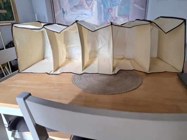 Organizadores de tela beige y marrón