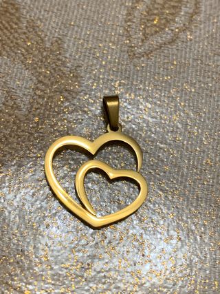 Ciondolo a cuore con orecchini oro