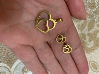 Ciondolo a cuore con orecchini oro