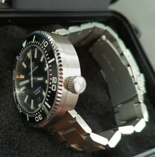 RELOJ AUTO 1000M ADDIESDYVE MYH6 NUEVO A 80 EUR