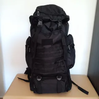 Mochila de Montaña 80L – Impermeable y nueva