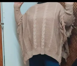 Poncho tejido verde talla única