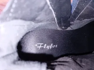 Botas Flyfor Negras con Pedrería