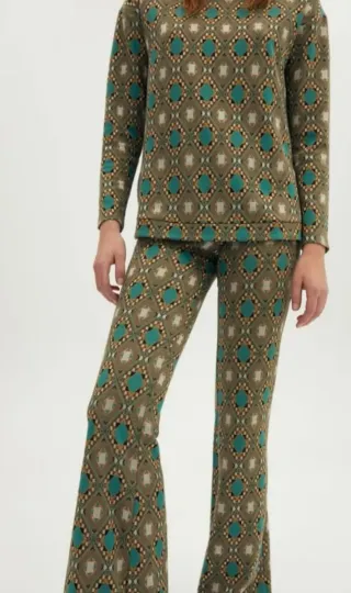 Conjunto pantalón Sfera Colección Talla M