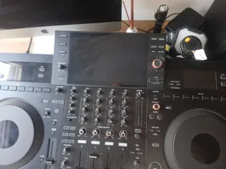 Controladora DJ Pioneer Opus Quad